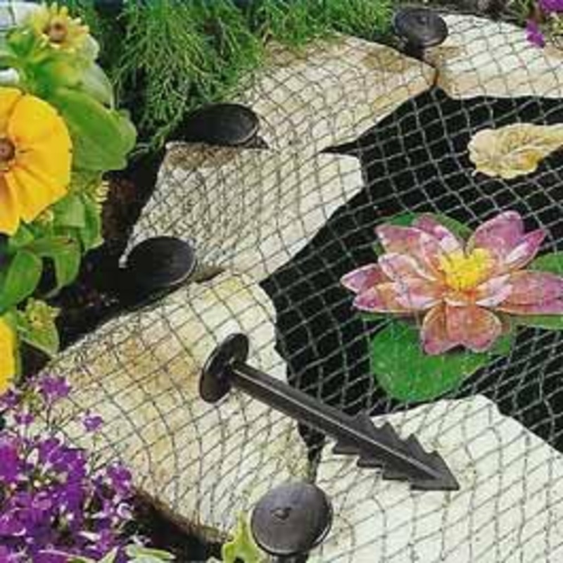 Pond Cover Nets Predator Protection - 2 x 3m 6 pegs
